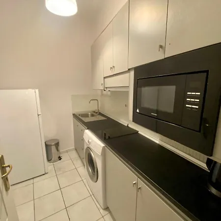 Le Chris Apartment *